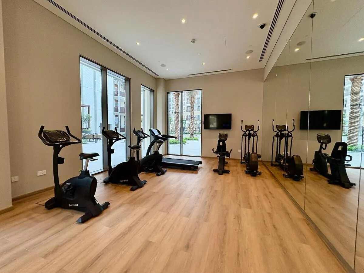 First Class 1Br Glamorous & Stylish Escape Dubai Apartment